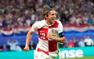 Лука Модрич становится старшим игроком, забившим в истории кубка Европы